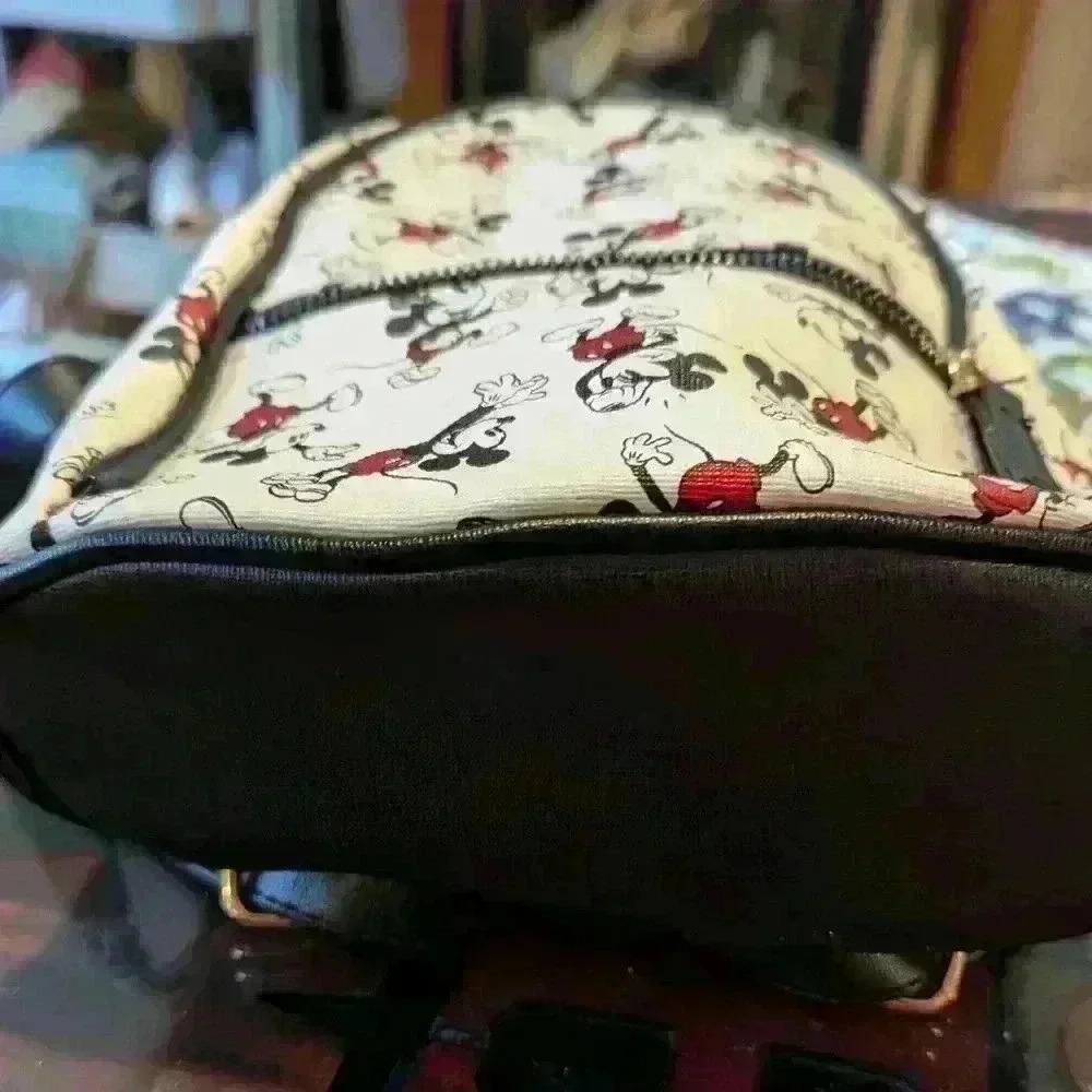 Mini Disney's Mickey Mouse Backpack - image 5